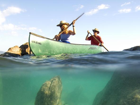 Nkwichi Lodge - canoe on lake
